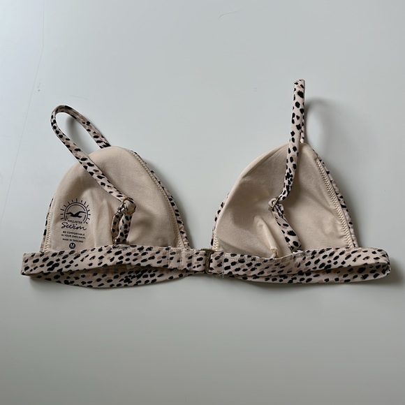 Hollister Polka Dot Triangle Bikini Top - Picture 2 of 5